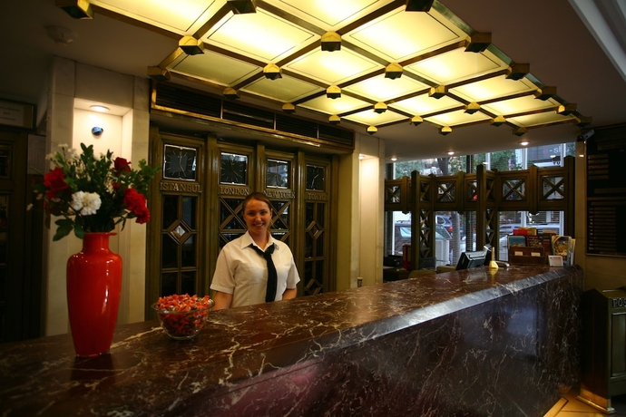 Imagen de los interiores del Hotel Istanbul Royal. Foto 14