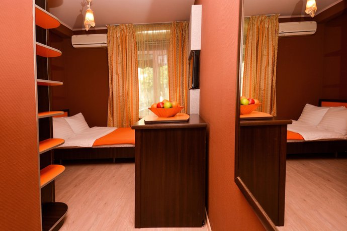 Imagen de la habitación del Hotel Istanbul, Tbilisi. Foto 15