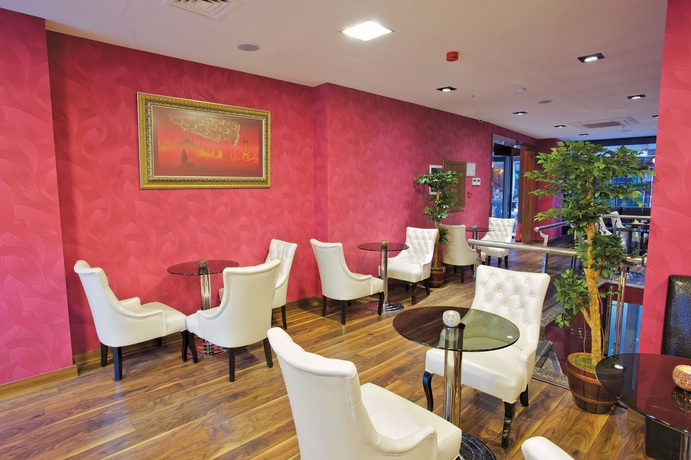 Imagen de los interiores del Hotel Istanbul Trend. Foto 8