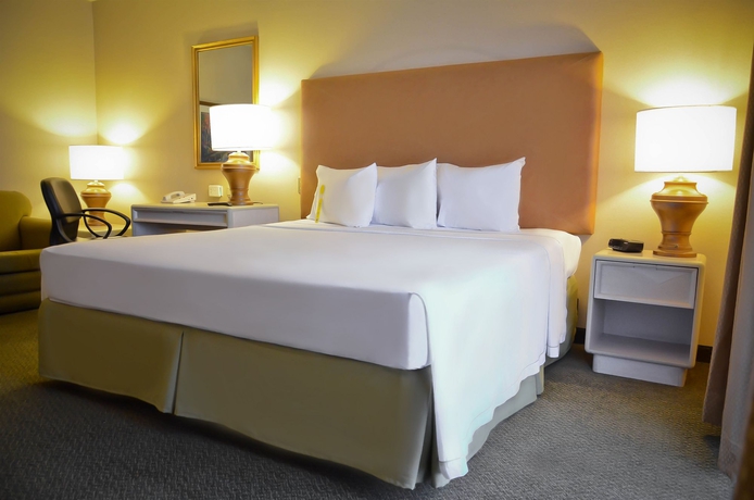 Imagen de la habitación del Hotel Istay Ciudad Juarez. Foto 6