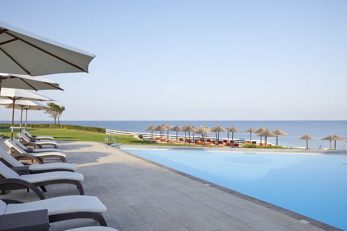 Imagen de la piscina del Hotel Istion Club and Spa. Foto 13