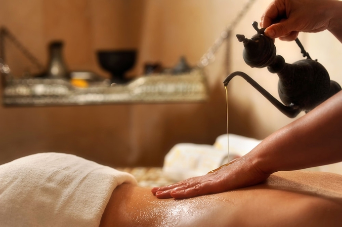 Imagen de la piscina del Hotel Istion Club and Spa. Foto 18