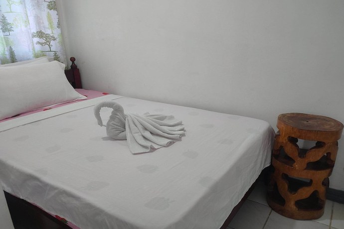 Imagen de la habitación del Hotel Istroberi Inn. Foto 6