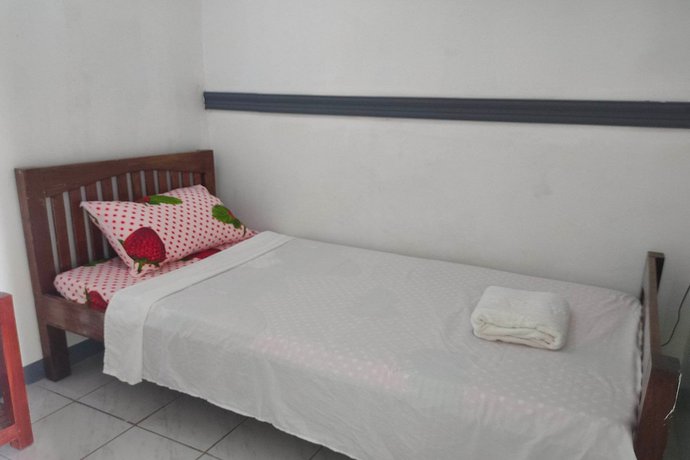 Imagen de la habitación del Hotel Istroberi Inn. Foto 11