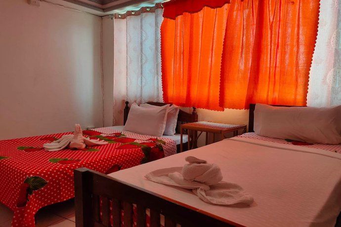 Imagen de la habitación del Hotel Istroberi Inn. Foto 12
