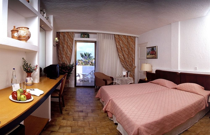 Imagen de la habitación del Hotel Istron Bay. Foto 4