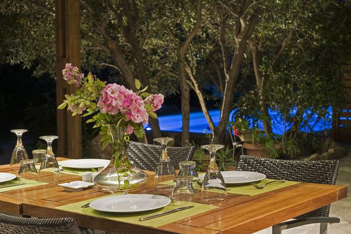 Imagen general del Hotel Istron Villas. Foto 3