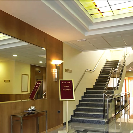 Imagen de los interiores del Hotel Isur Llerena. Foto 18