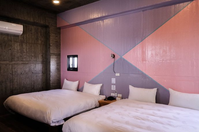 Imagen de la habitación del Hotel Isvara. Foto 9