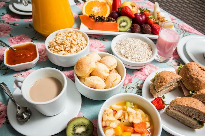 Imagen del bar/restaurante del Hotel It&aacute;lia, Balne&aacute;rio Cambori&uacute;. Foto 13