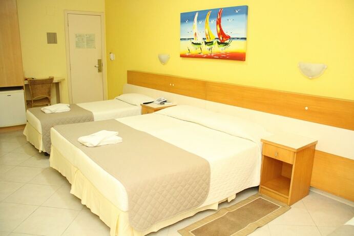 Imagen de la habitación del Hotel It&aacute;lia, Balne&aacute;rio Cambori&uacute;. Foto 22