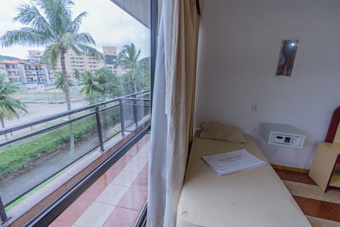 Imagen de la habitación del Hotel Itacuruca Palace. Foto 13