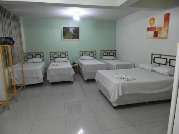 Imagen de la habitación del Hotel Itaipu. Foto 10