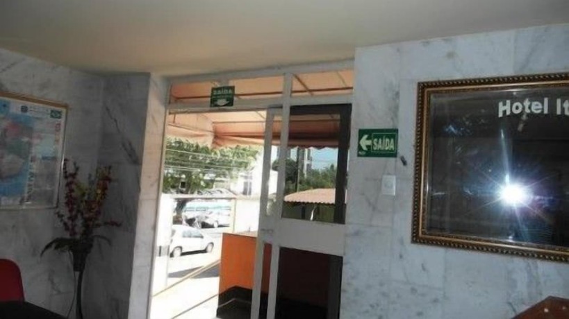 Imagen de los interiores del Hotel Itaipu. Foto 18