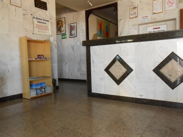 Imagen de los interiores del Hotel Itaipu. Foto 19
