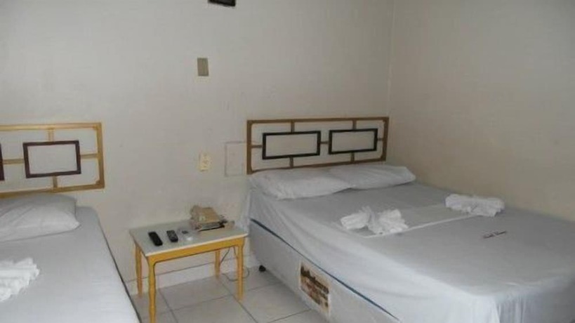 Imagen de la habitación del Hotel Itaipu. Foto 14