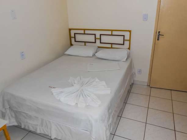 Imagen de la habitación del Hotel Itaipu. Foto 17