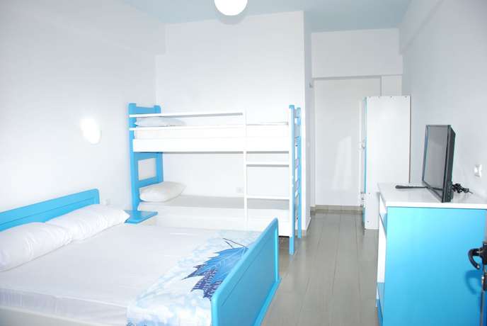 Imagen de la habitación del Hotel Itaka. Foto 8