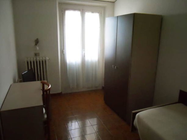 Imagen de la habitación del Hotel Italia, ANCONA. Foto 12