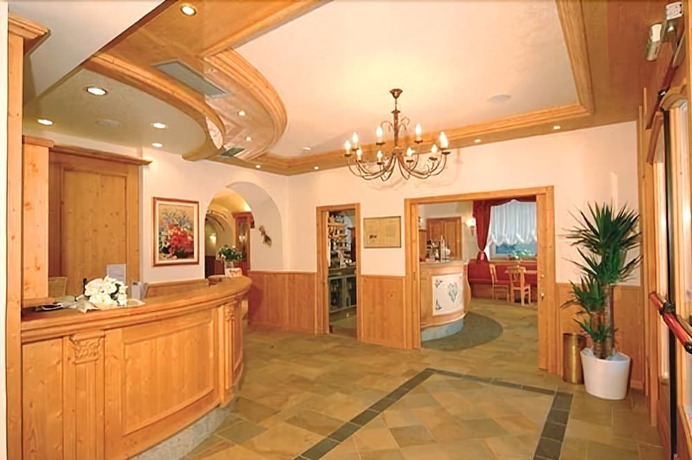 Imagen de los interiores del Hotel Italia, Baselga di Pine. Foto 18