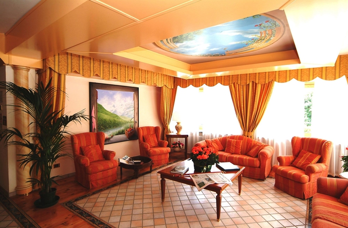 Imagen de los interiores del Hotel Italia, Brusson. Foto 6