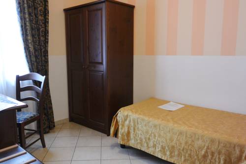 Imagen de la habitación del Hotel Italia, Certosa di Pavia. Foto 8