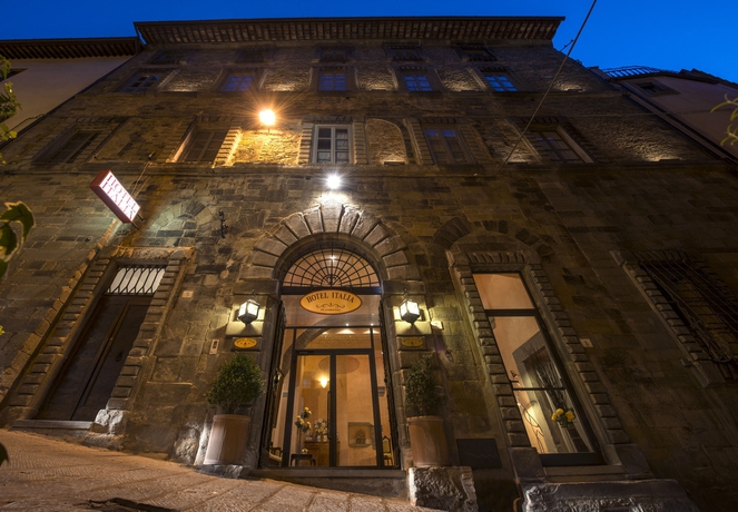 Imagen de los exteriores del Hotel Italia, Cortona. Foto 12