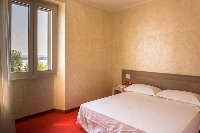 Imagen de la habitación del Hotel Italia Dormelletto. Foto 3