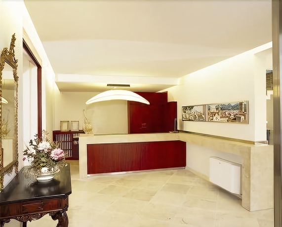 Imagen de los interiores del Hotel Italia, Foligno. Foto 19