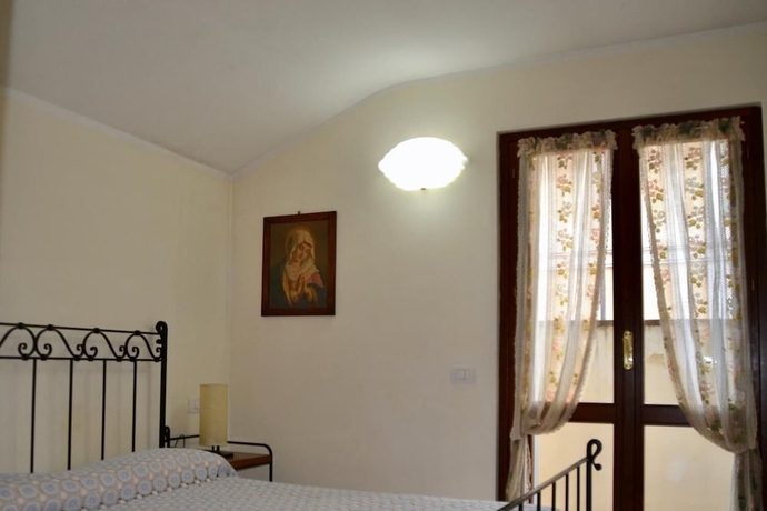Imagen de la habitación del Hotel Italia, Foligno. Foto 9