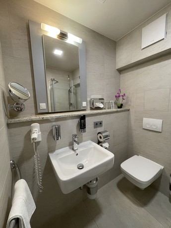 Imagen de la habitación del Hotel Italia, Goerlitz. Foto 13