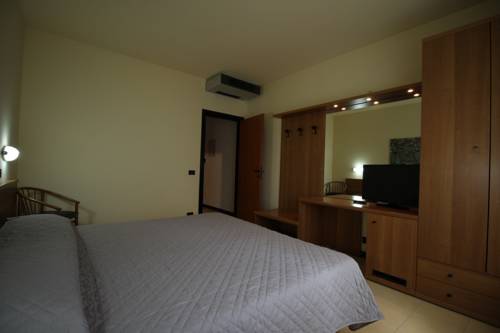 Imagen de la habitación del Hotel Italia, Occhiobello. Foto 8