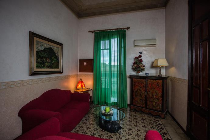 Imagen de los interiores del Hotel Italia, Palermo. Foto 8