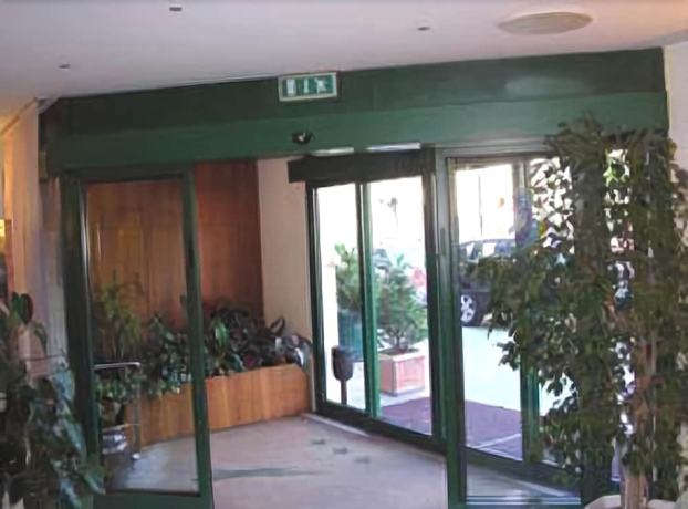 Imagen de los interiores del Hotel Italia, Ravenna. Foto 14