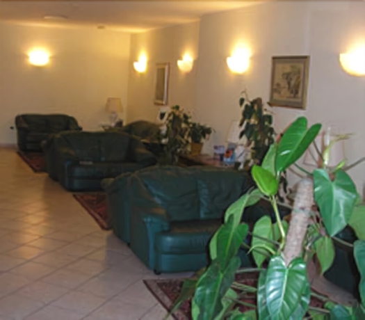 Imagen de los interiores del Hotel Italia, Ravenna. Foto 18