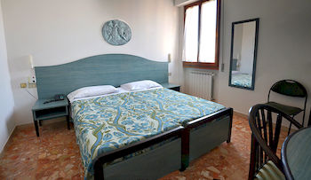 Imagen general del Hotel Italia Ristorante Pizzeria. Foto 5