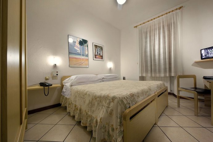 Imagen de la habitación del Hotel Italia Ristorante Pizzeria. Foto 12