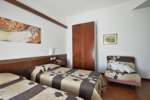 Imagen de la habitación del Hotel Italia, Ronchi dei Legionari. Foto 5