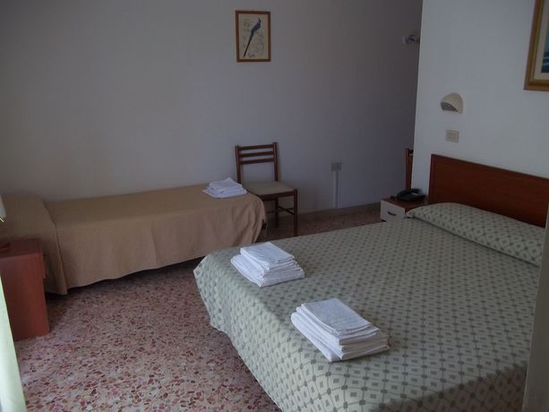 Imagen de la habitación del Hotel Italia, Senigallia. Foto 2