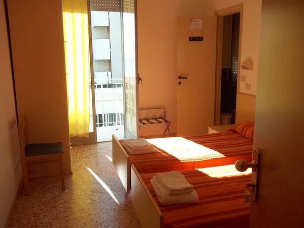 Imagen de la habitación del Hotel Italia, Senigallia. Foto 7