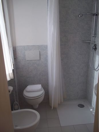 Imagen de la habitación del Hotel Italia, Senigallia. Foto 12