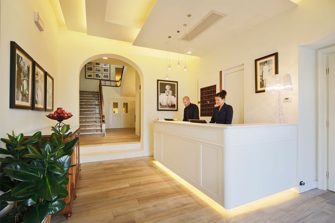 Imagen de los interiores del Hotel Italia, Siena. Foto 10