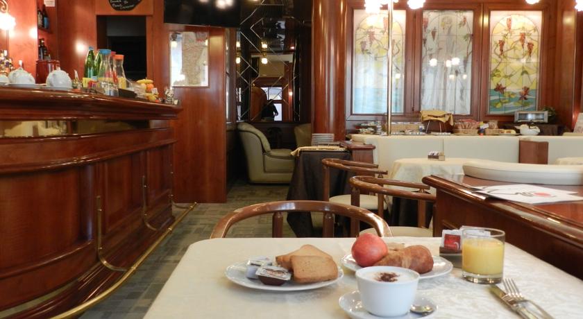 Imagen general del Hotel Italia, Stradella. Foto 2