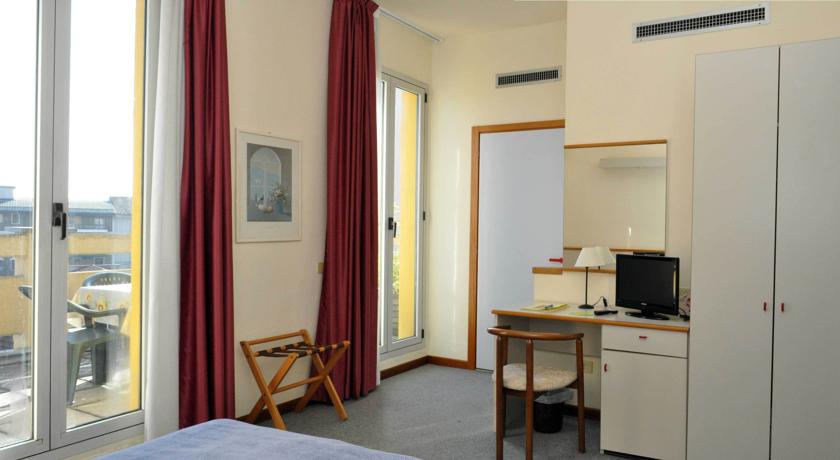 Imagen general del Hotel Italia, Stradella. Foto 7