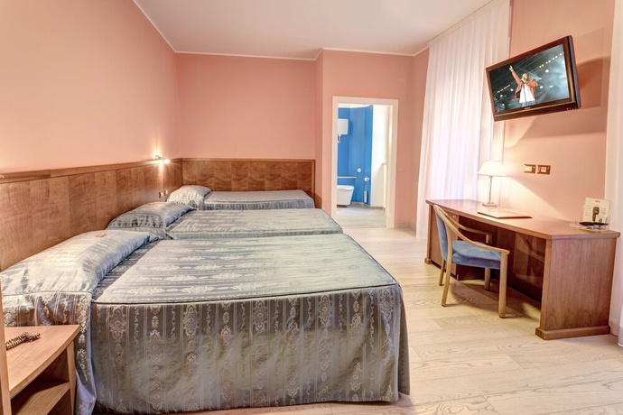 Imagen de la habitación del Hotel Italia, Trieste. Foto 7