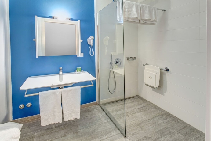 Imagen de la habitación del Hotel Italia, Trieste. Foto 16