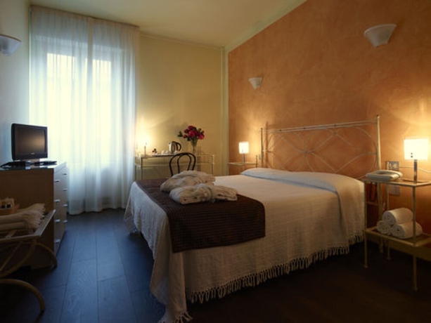 Imagen de la habitación del Hotel Italia, Verona. Foto 7
