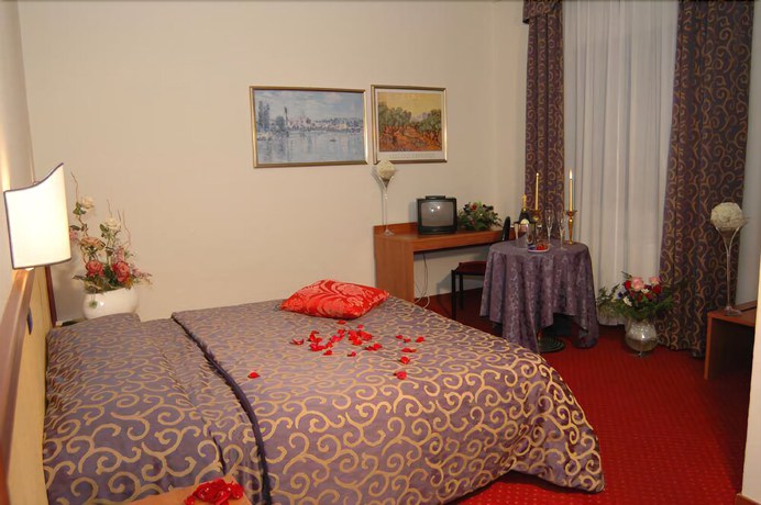 Imagen de la habitación del Hotel Italia and Lombardi. Foto 16