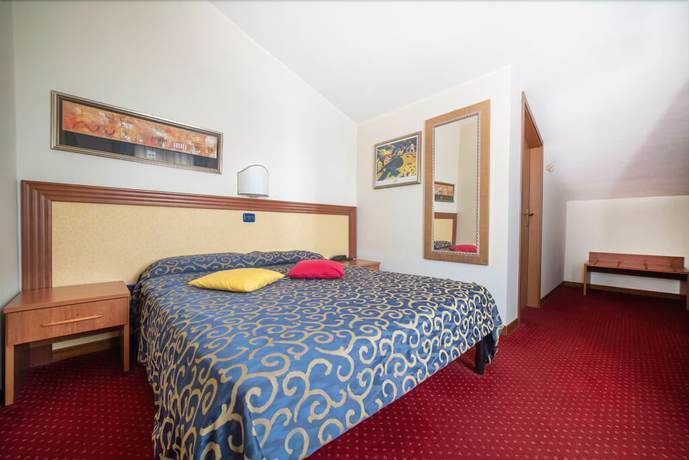 Imagen de la habitación del Hotel Italia and Lombardi. Foto 17