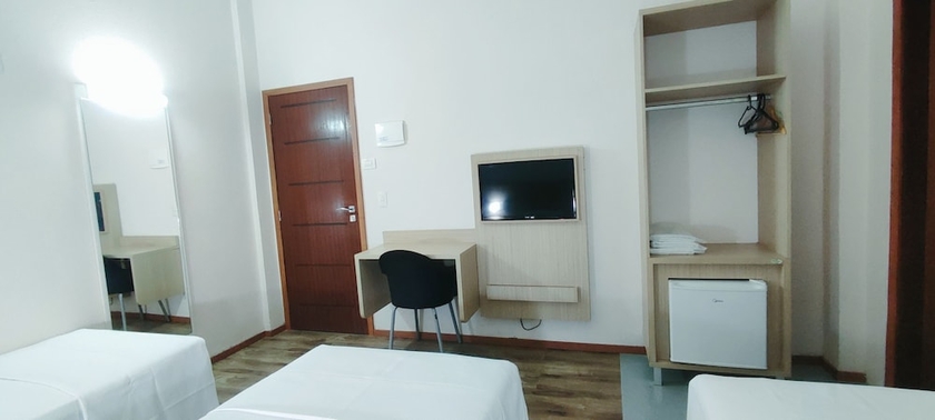 Imagen de la habitación del Hotel Italian. Foto 5